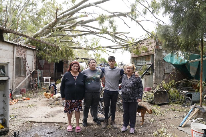 Los barrios periféricos que quedaron destruidos por completo tras el temporal conservan miedo y enojo.  Foto: Fernando de la Orden