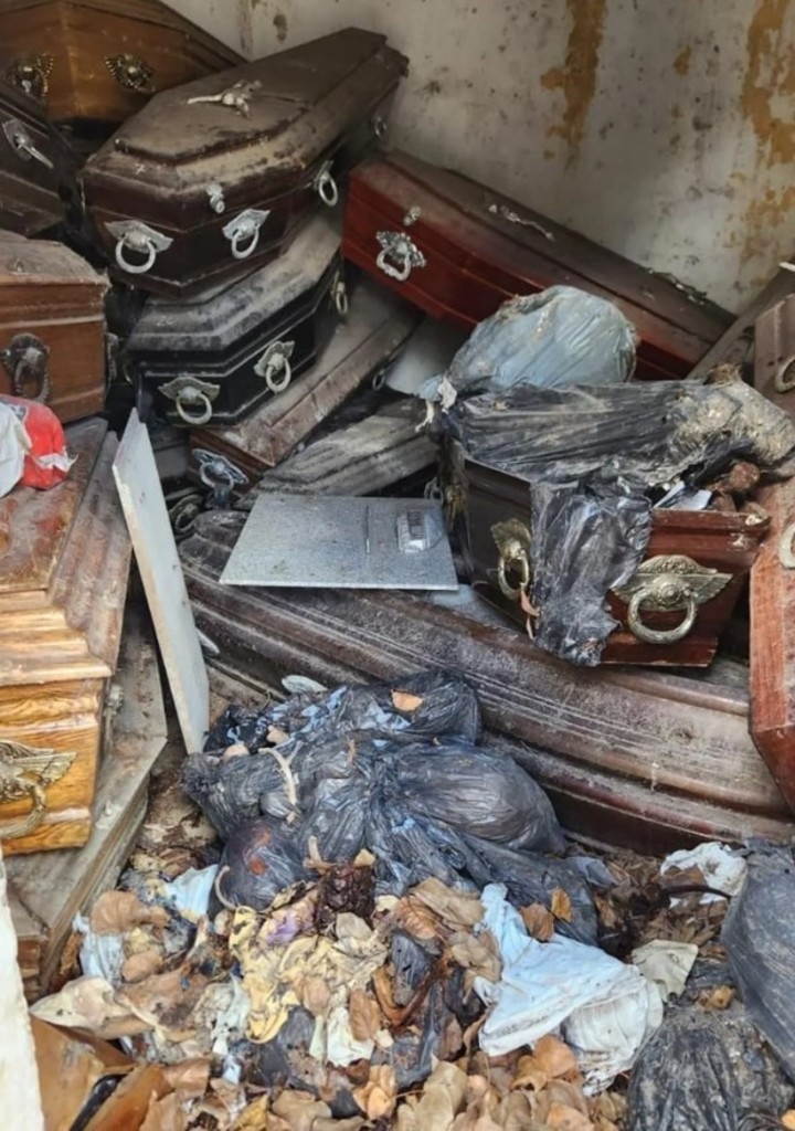 Espanto y abandono total en el cementerio de La Plata.