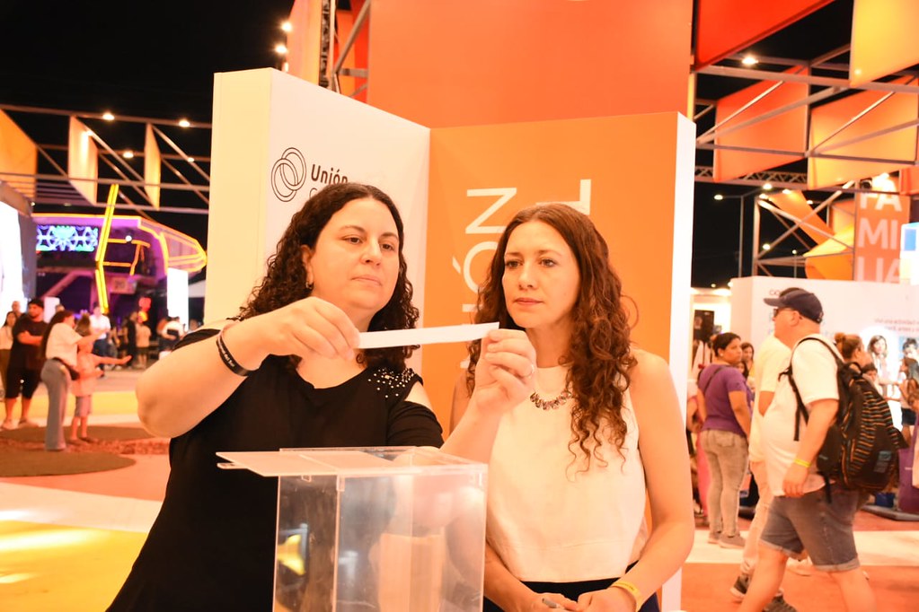 2024-11-02 GOBIERNO Gobierno sorteó el segundo Matrimonio Emblemático: estos son los ganadores