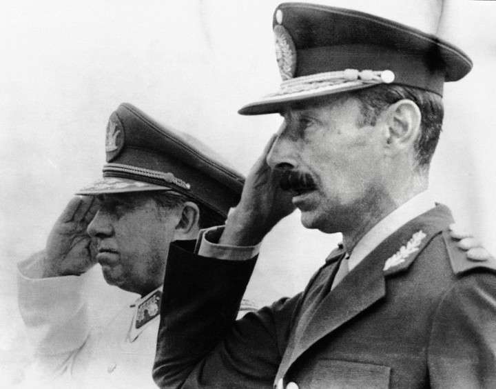 Dictadores Jorge Videla y Augusto Pinochet durante las negociaciones por el Beagle.