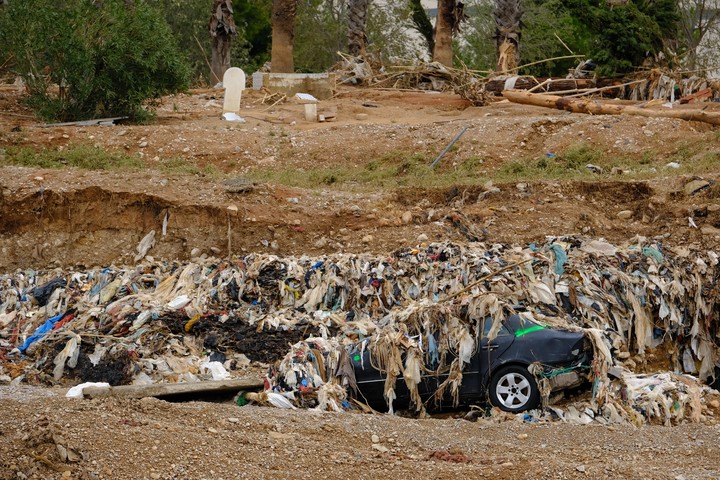 El desborde del barranco afectó a varios municipios valencianos.   Foto Cézaro De Luca 
