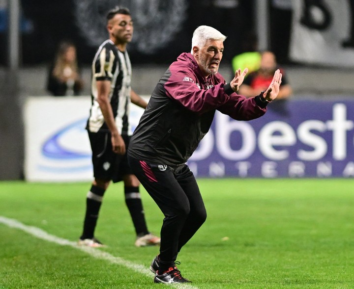 De Felippe, otro técnico con largo recorrido que se formó con el Ruso Zielinski. 