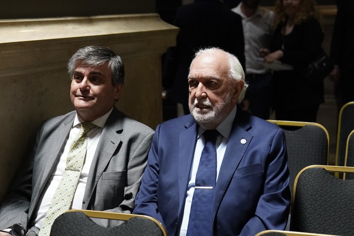 El juez Marcelo Gallo Tagle y Gil Lavedra en el acto.
