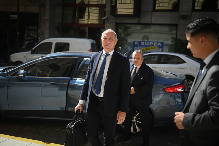 Ricardo Lorenzetti ingresa a la Corte. Foto Federico Lopez Claro
