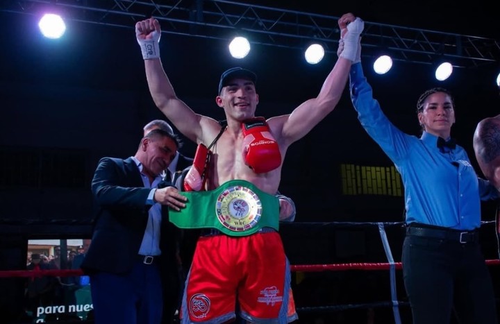Kevin Ramírez es el campeón latino crucero del CMB, pero en el Boxing Grand Prix competirá en la categoría pesado. Foto: Boxeo de Primera.