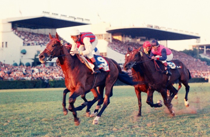 Su segundo Carlos Pellegrini en 1986 con el caballo "Fain".