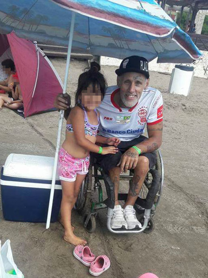 Pablo Locura Villanueva, recordado personaje de la hinchada de Huracán.