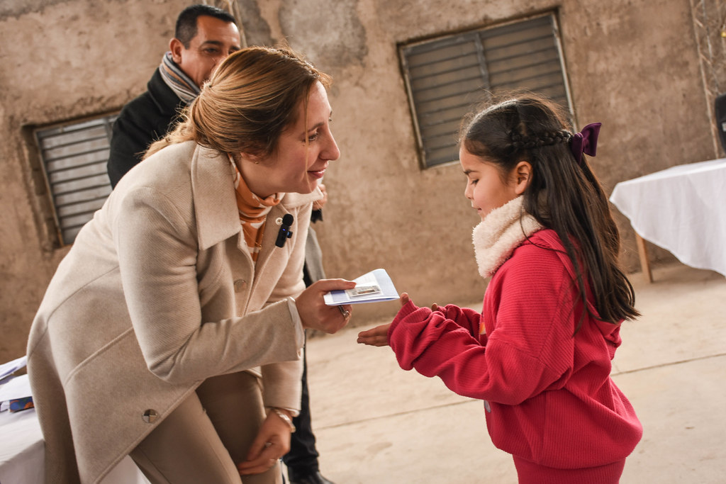 2025-08-07 GOBIERNO Gobierno entregó más de 50 DNI en Villa Paolini