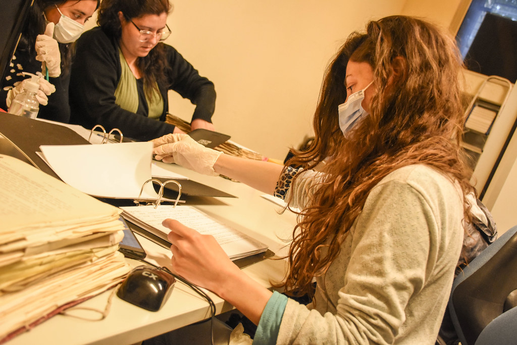 2025-10-14 GOBIERNO:Gobierno recibió a estudiantes de Historia en una nueva visita al Archivo Provincial